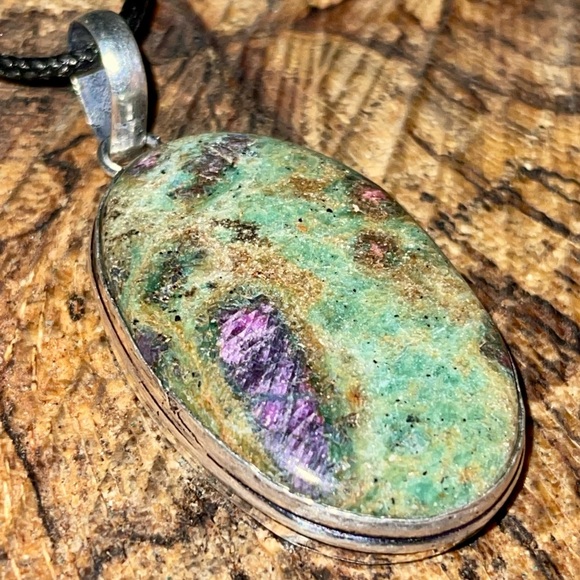 Green Ruby Fuchsite Pendant 2 1/4” - Picture 14 of 15